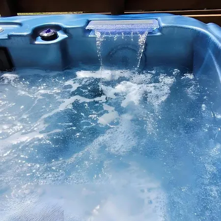Bed & Breakfast Clos De La Ronziere Avec Jacuzzi 3*